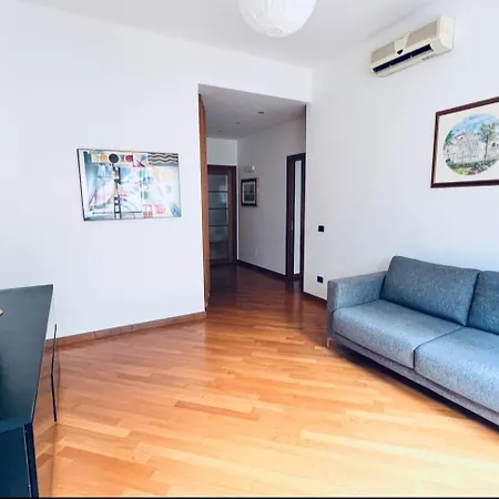 Apartment - Station *